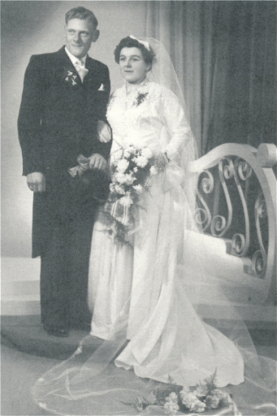 Koenen-Baltussen-trfoto-1957-400.gif