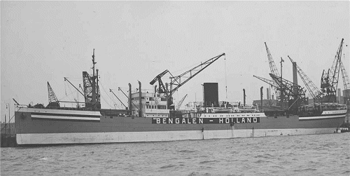 het emigrantenschip de Sibajak in 1936